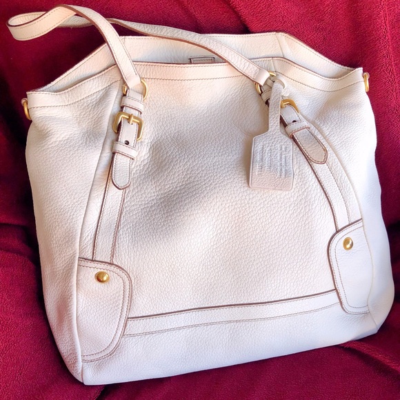 White deerskin leather Prada tote - Picture 5 of 8